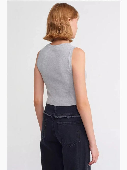 Top smanicato girocollo in maglia corto hiccup - Kiabi