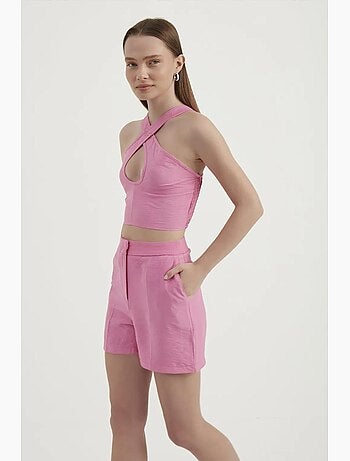 Top smanicato halter con cut out corto hiccup