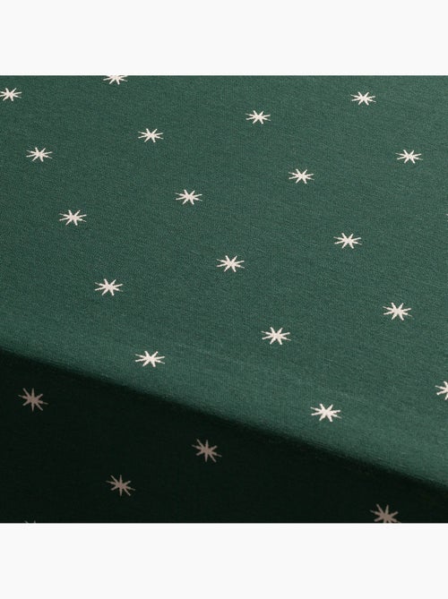 Tovaglia natalizia con filo lurex e stelle ricamate in rilievo - gamusi. - Kiabi Tovaglia natalizia con filo lurex e stelle ricamate in rilievo - gamusi. - Kiabi