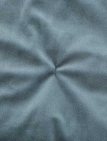Trapunta in velluto con nappe