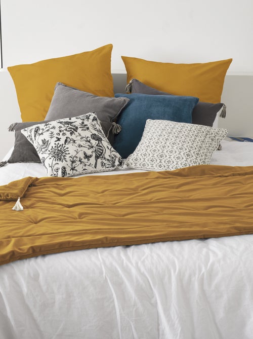 Trapunta in velluto con nappe - Kiabi Trapunta in velluto con nappe - Kiabi
