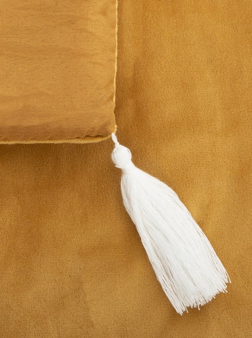 Trapunta in velluto con nappe - Kiabi Trapunta in velluto con nappe - Kiabi
