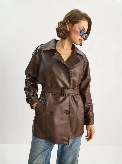 Trench coat doppiopetto in ecopelle lucci - Kiabi Trench coat doppiopetto in ecopelle lucci - Kiabi