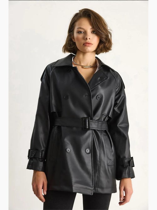 Trench coat doppiopetto in ecopelle lucci - Kiabi Trench coat doppiopetto in ecopelle lucci - Kiabi
