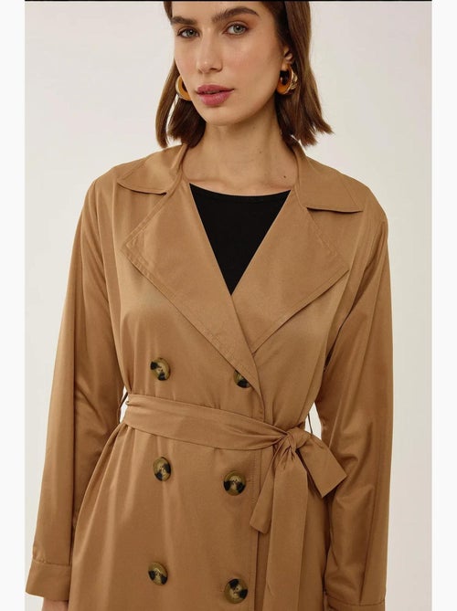 Trench coat lungo doppiopetto con cintura hiccup - Kiabi Trench coat lungo doppiopetto con cintura hiccup - Kiabi