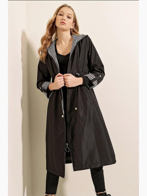 Trench coat lungo in poliestere con cappuccio bdart - Kiabi Trench coat lungo in poliestere con cappuccio bdart - Kiabi