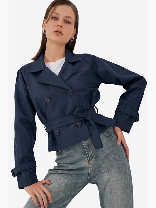 Trench corto con cintura bdart - Kiabi Trench corto con cintura bdart - Kiabi