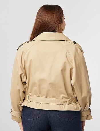 Trench corto impermeabile