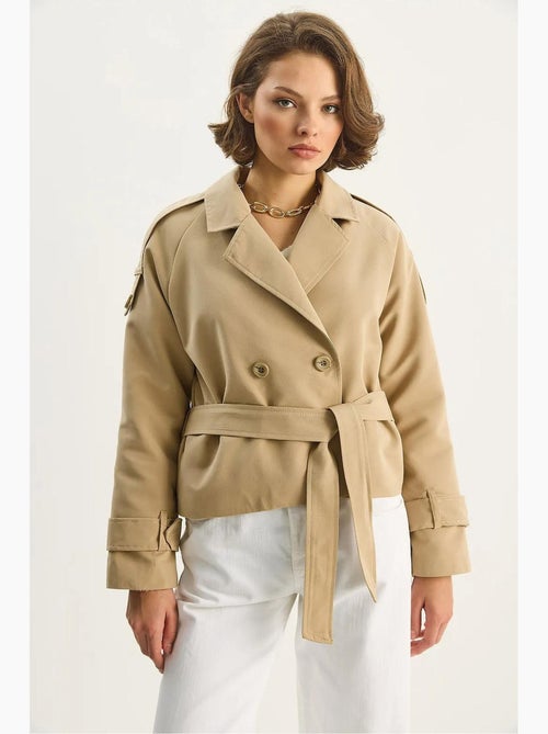 Trench oversize con chiusura a cintura lucci - Kiabi Trench oversize con chiusura a cintura lucci - Kiabi