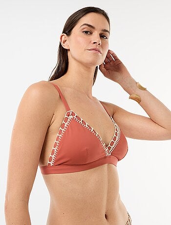 Triangolo da bagno con bordi in macramè