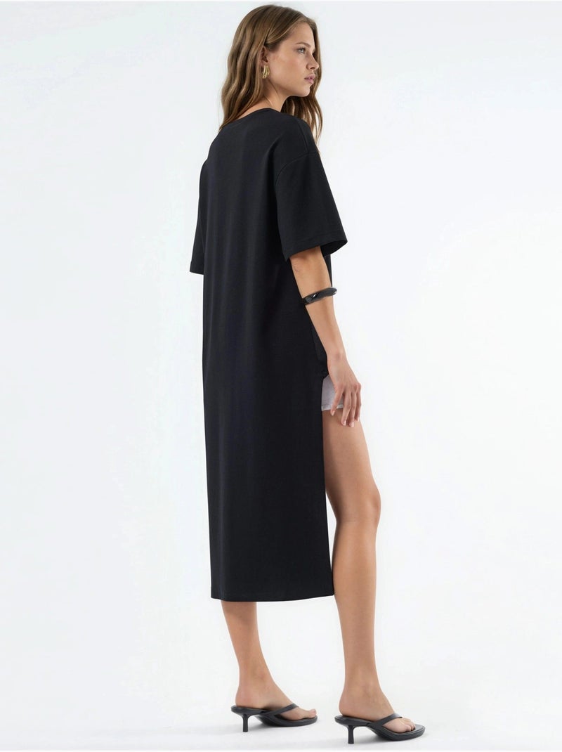 Tunica oversize con girocollo e spacco busem Nero - Kiabi