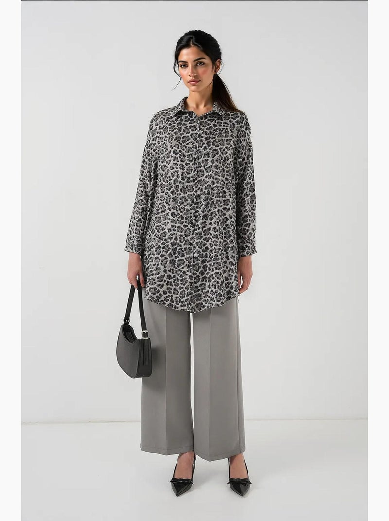 Tunicona lunga con stampa leopardata e bottoni bdart Nero - Kiabi