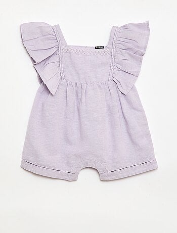 Tutina corta con maniche a volant