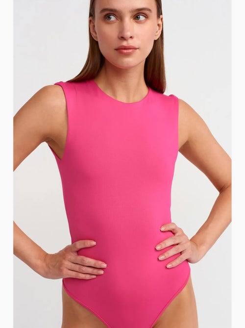 Unitard senza cuciture senza maniche slim fit dilvin - Kiabi Unitard senza cuciture senza maniche slim fit dilvin - Kiabi