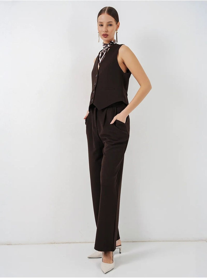 V-neck buttoned cotton-polyester vest bdart Marrone scuro - Kiabi