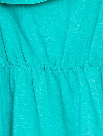 Vestito con spalla scoperta e ricami a punto inglese