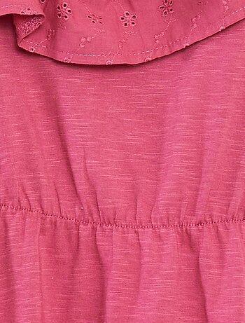 Vestito con spalla scoperta e ricami a punto inglese