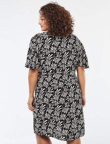 Vestito corto con maniche a farfalla