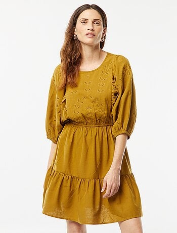 Vestito corto con maniche a sbuffo