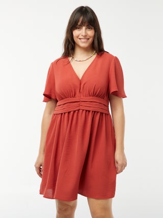 Vestito corto con scollo a V e maniche a farfalla