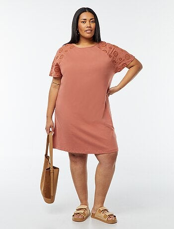 Vestito in cotone con ricami