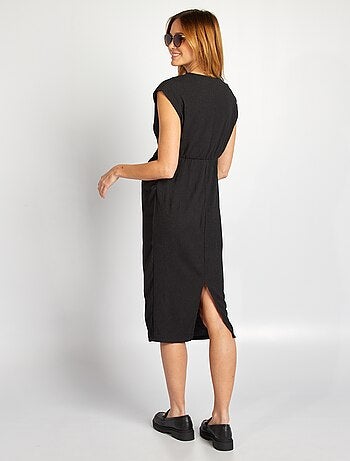 Vestito in tessuto effetto crêpe lunghezza midi