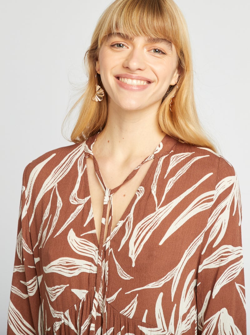 Vestito lungo con motivo e collo serafino MARRONE - Kiabi