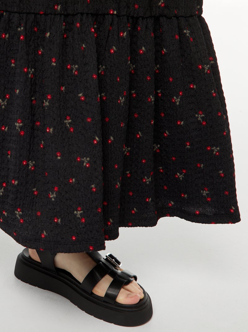 Vestito lungo con spalline sottili in tessuto goffrato NERO - Kiabi