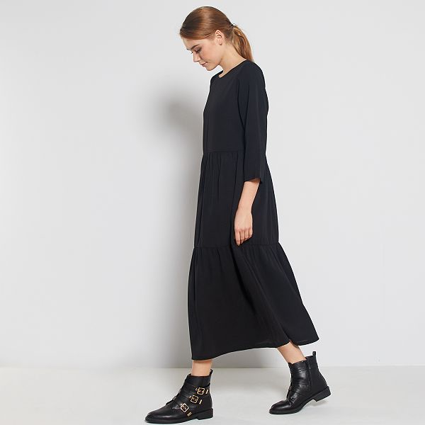 vestito lungo con volant