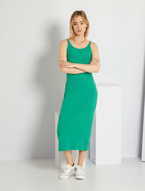 Vestito lungo in maglia a coste - verde - Kiabi - 15.00€
