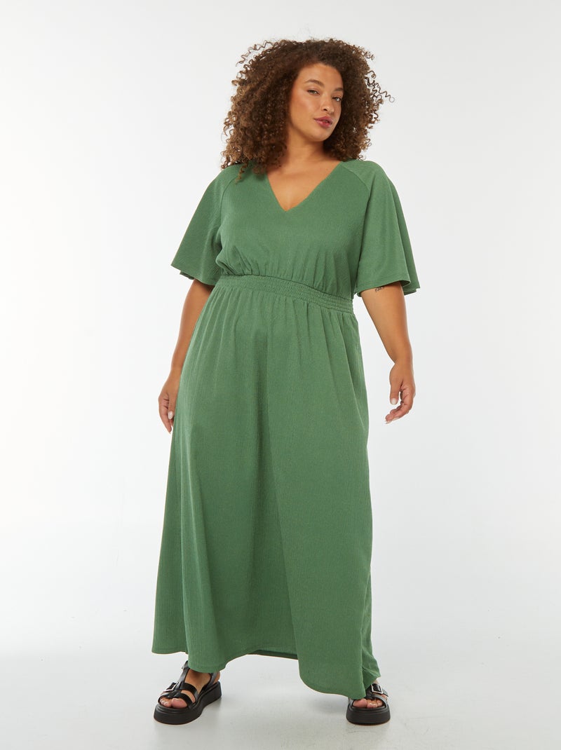 Vestito lungo tinta unita in tessuto goffrato Verde - Kiabi