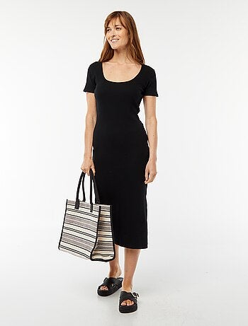 Vestito midi a maniche corte con spacco