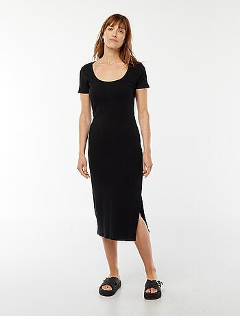 Vestito midi a maniche corte con spacco