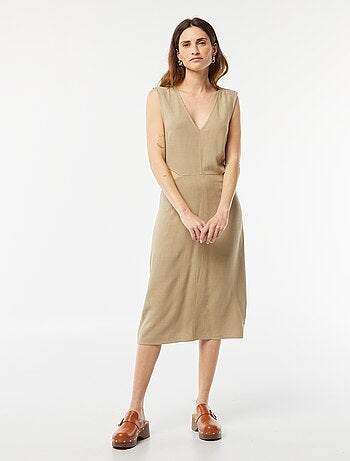 Vestito midi senza maniche + apertura sui lati