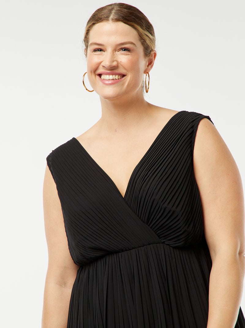 Vestito midi senza maniche in tessuto plissettato nero - Kiabi