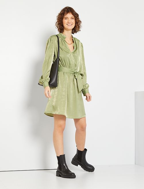 Vestito satinato - verde kaki - Kiabi - 20.00€