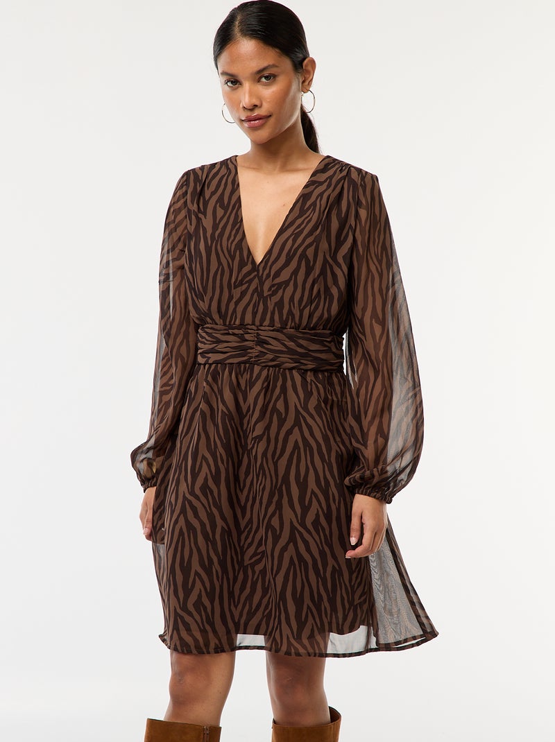 Vestito sciancrato in tessuto effetto crêpe Marrone - Kiabi