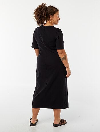 Vestito tinta unita drappeggiato taglio midi
