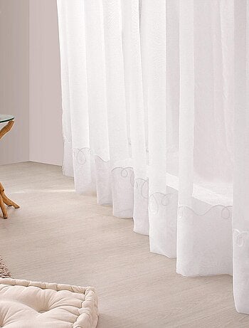 Voile liscio ricamato Cornely