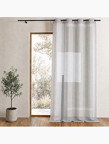 Voile stampato con motivi grafici