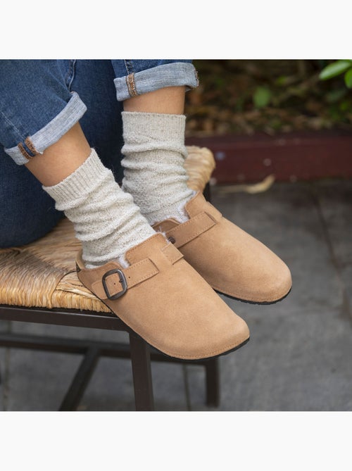 Zoccoli tomaia in pelle, suola extraflessibile, leggera, patch per il tallone isotoner - Kiabi Zoccoli tomaia in pelle, suola extraflessibile, leggera, patch per il tallone isotoner - Kiabi
